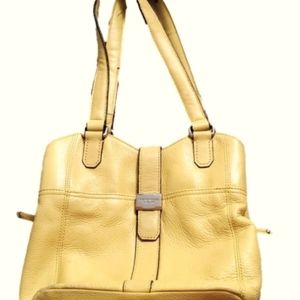 Tignanello Geniune pebble Leather honey mustard color medium